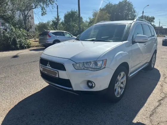 Mitsubishi Outlander 2010 год Бендеры Bender