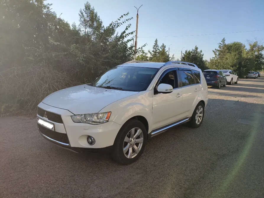 Mitsubishi Outlander 2010 год Бендеры Бендеры - изображение 3