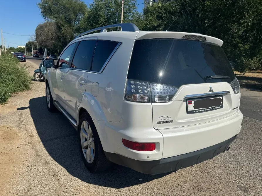 Mitsubishi Outlander 2010 год Бендеры Bender - fotografie 2