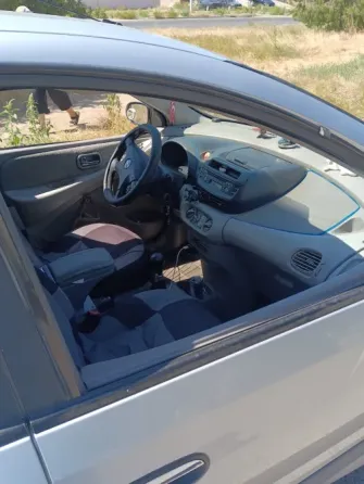 Nissan Almera Tino 2002 год Тирасполь Тирасполь