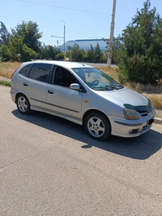 Nissan Almera Tino 2002 год Тирасполь Тирасполь