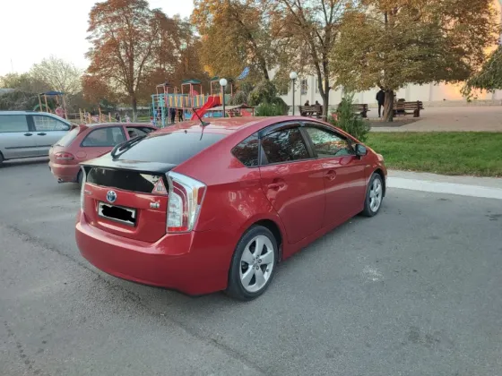 Toyota Prius 2014 год Бендеры Bender