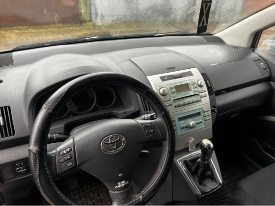 Toyota Corolla Verso 2004 год Тирасполь Тирасполь