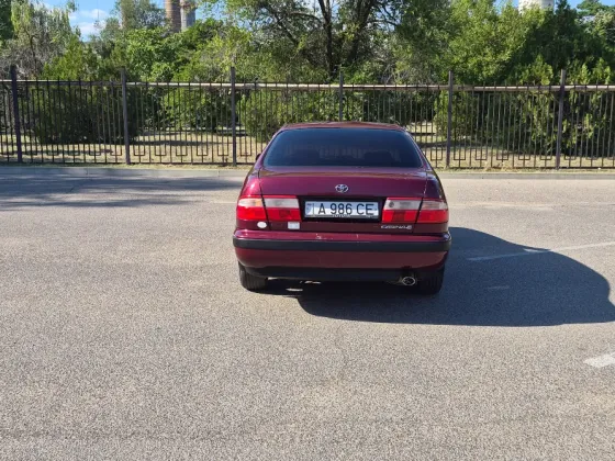 Toyota Carina E 1995 год Бендеры Бендеры