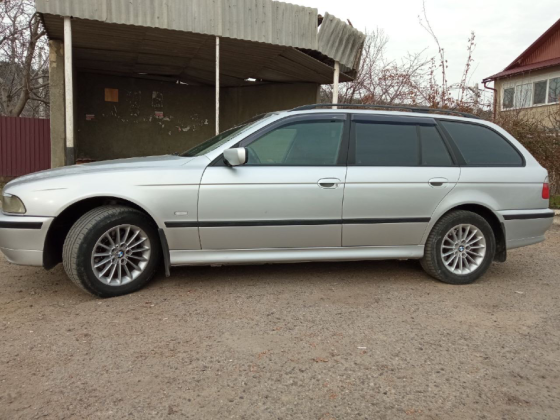 BMW 5 Series 2000 год Каменка Каменка