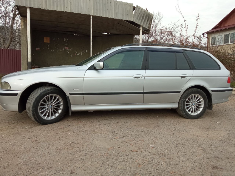 BMW 5 Series 2000 год Каменка Каменка - изображение 2