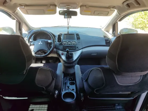 Mitsubishi Grandis 2005 год Рыбница Рыбница