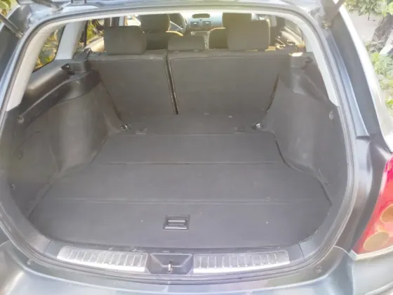 Toyota Avensis 2005 год Парканы Парканы