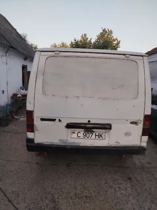 Ford Transit 1988 год Парканы Парканы - изображение 2