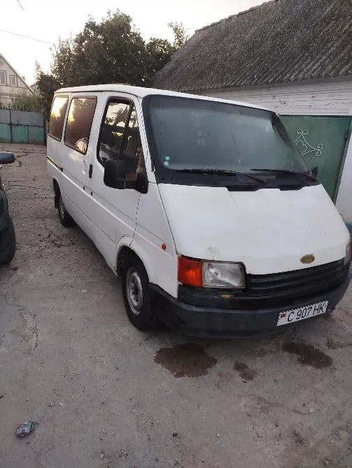 Ford Transit 1988 год Парканы Парканы - изображение 3