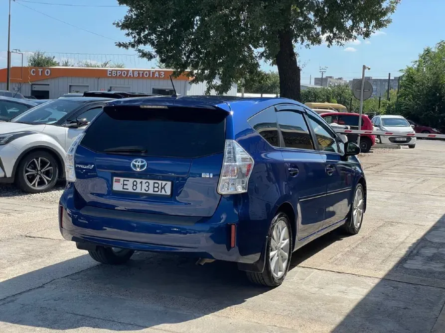 Toyota Prius 2014 год Бендеры Бендеры - изображение 3