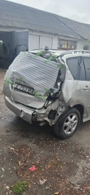 Toyota Corolla Verso 2002 год Бендеры Бендеры - изображение 3