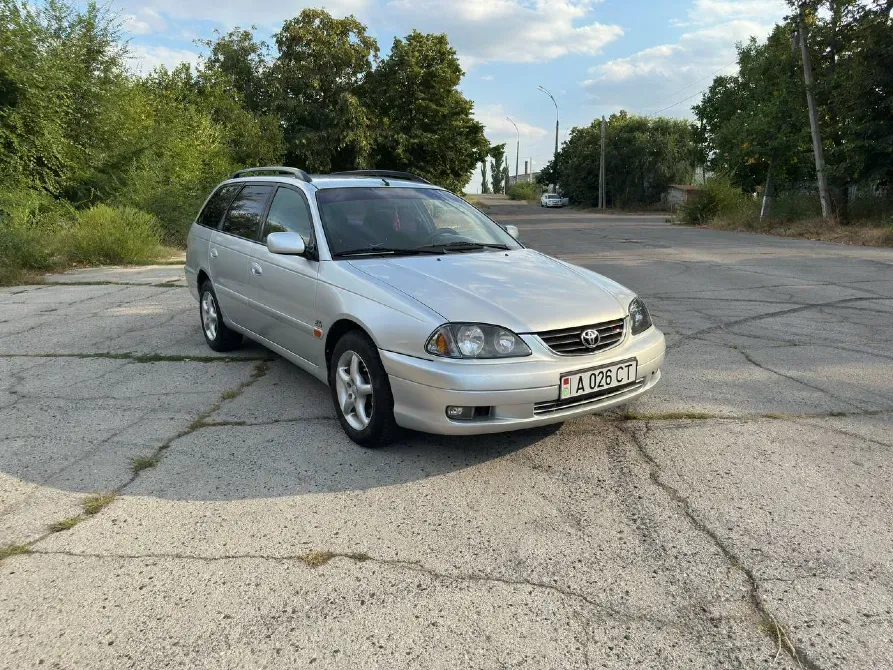 Toyota Avensis 2002 год Бендеры Бендеры - изображение 2
