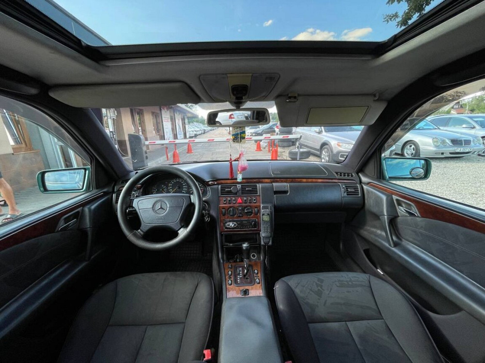 Mercedes E-Class 1998 год Тирасполь Тирасполь - изображение 8