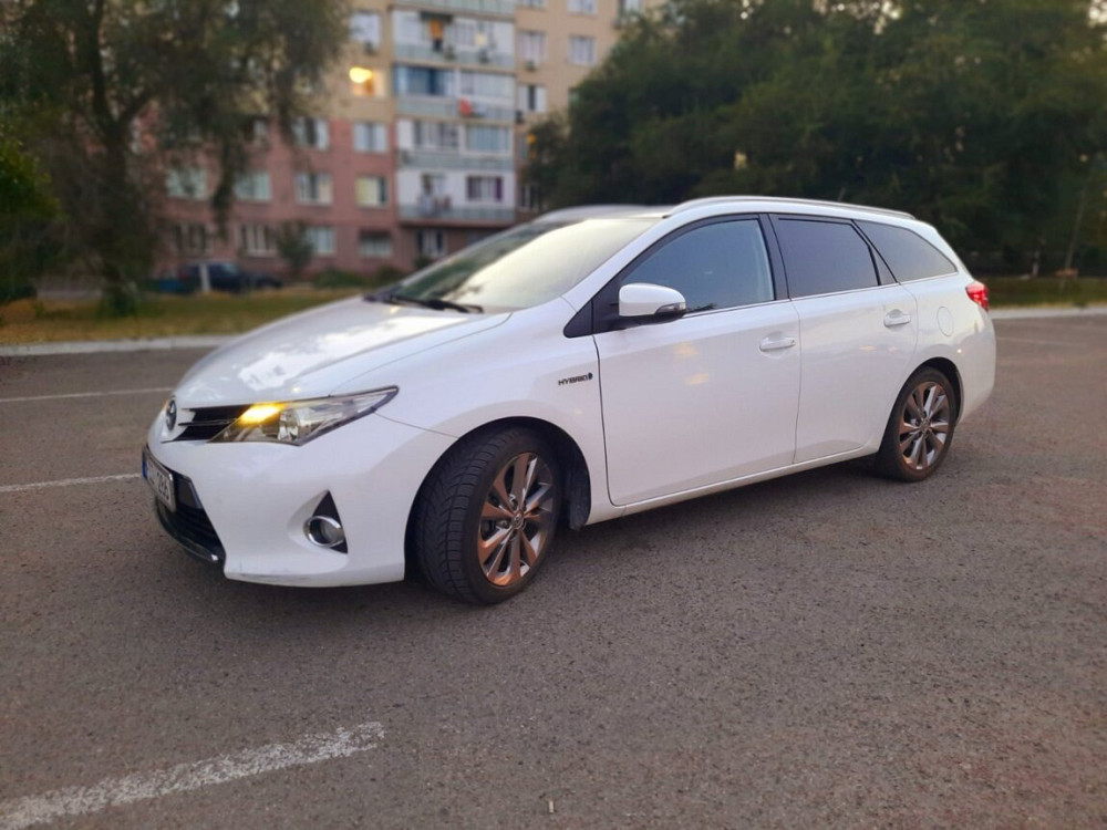 Toyota Auris 2014 год Тирасполь Тирасполь - изображение 3