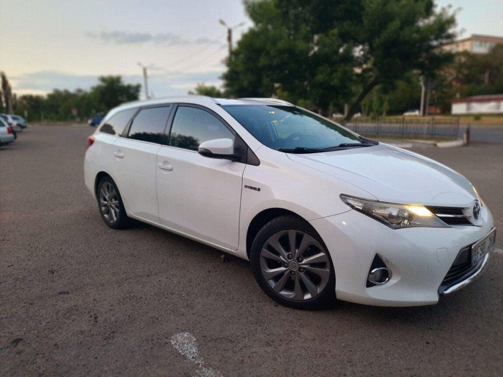 Toyota Auris 2014 год Тирасполь Тирасполь - изображение 2