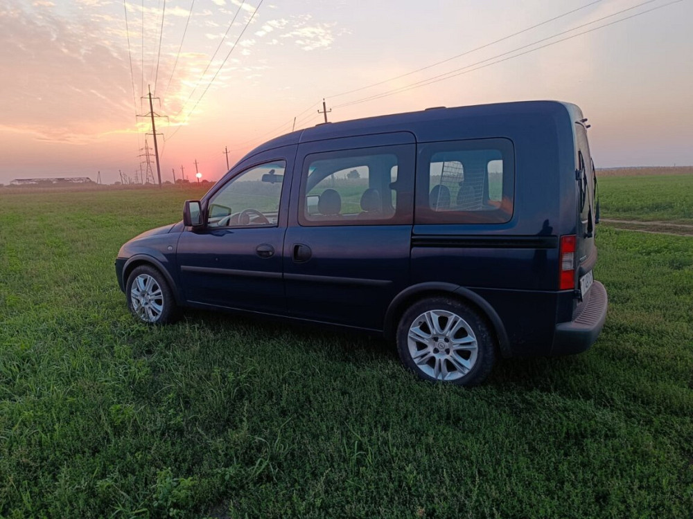 Opel Combo 2006 год Тирасполь Тирасполь - изображение 8
