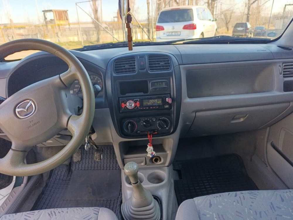 Mazda Demio 2002 год Бендеры Бендеры - изображение 6