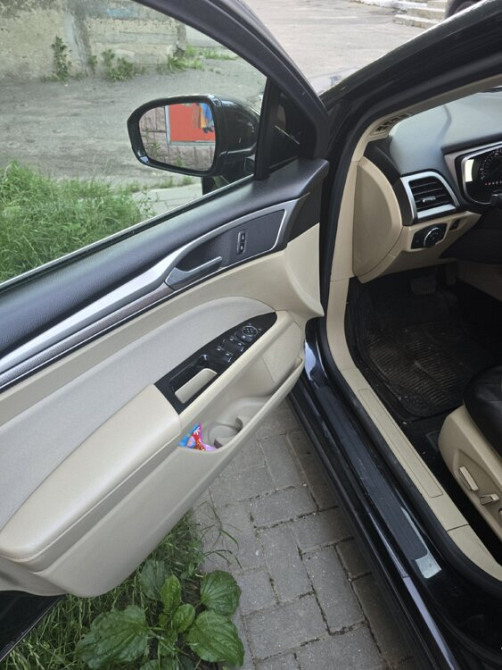 Ford Fusion 2015 an Bender Bender - fotografie 4