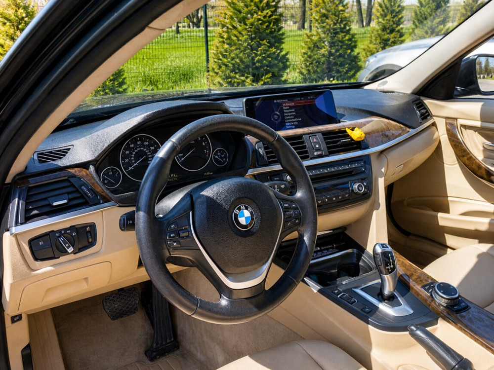 BMW 3 Series 2015 год Тирасполь Тирасполь - изображение 3