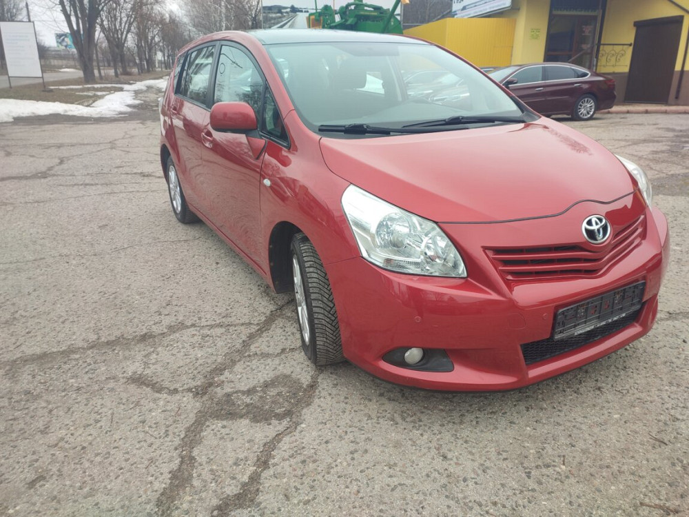 Toyota Verso 2010 год Тирасполь Тирасполь - изображение 1