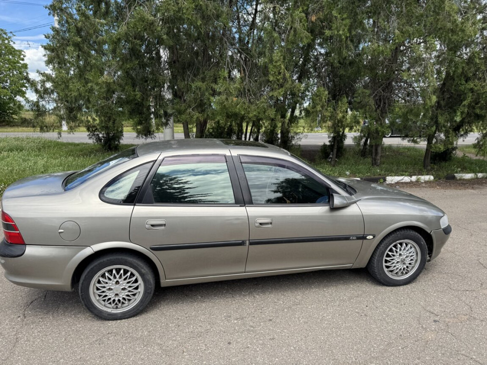 Opel Vectra 1996 год Тирасполь Тирасполь - изображение 5