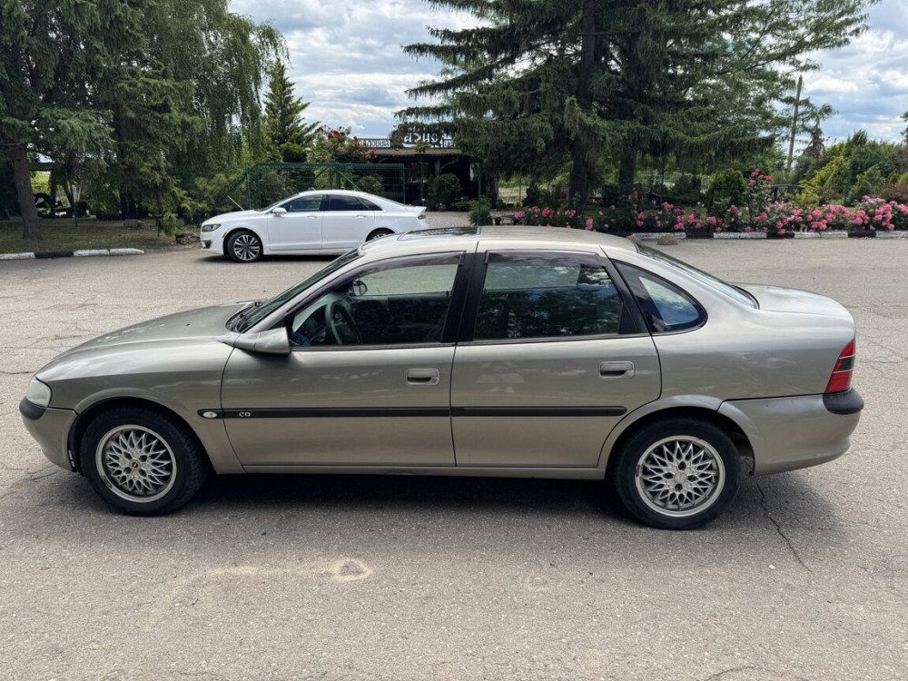 Opel Vectra 1996 год Тирасполь Тирасполь - изображение 7