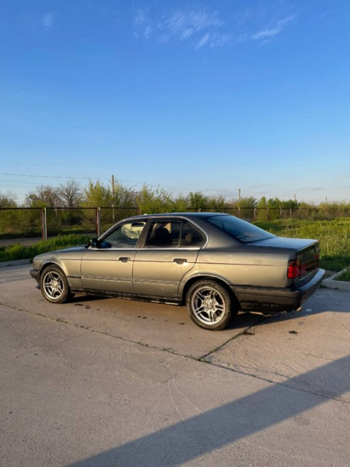 BMW 5 Series 1990 год Тирасполь Тирасполь - изображение 4