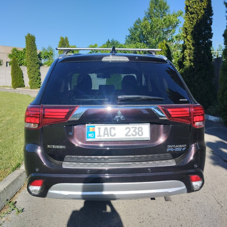 Mitsubishi Outlander 2015 an Tiraspol Tiraspol - fotografie 5