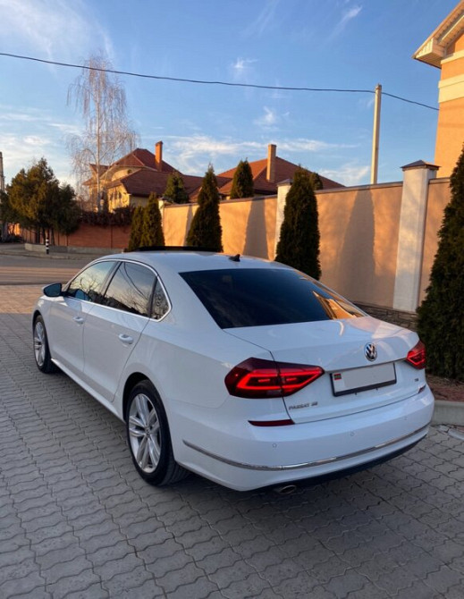 Volkswagen Passat 2017 год Тирасполь Тирасполь - изображение 2