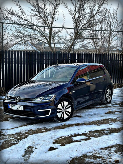 Volkswagen Golf 2018 год Тирасполь Тирасполь - изображение 1