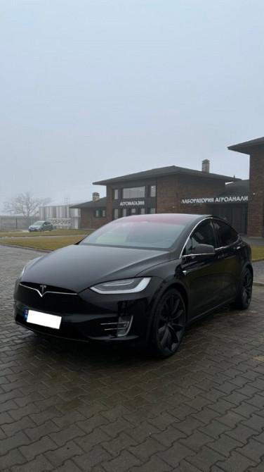 Tesla Model X 2018 год Тирасполь Тирасполь - изображение 1