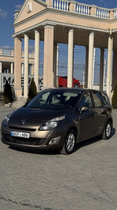 Renault Scenic 2011 an Tiraspol Tiraspol - fotografie 1