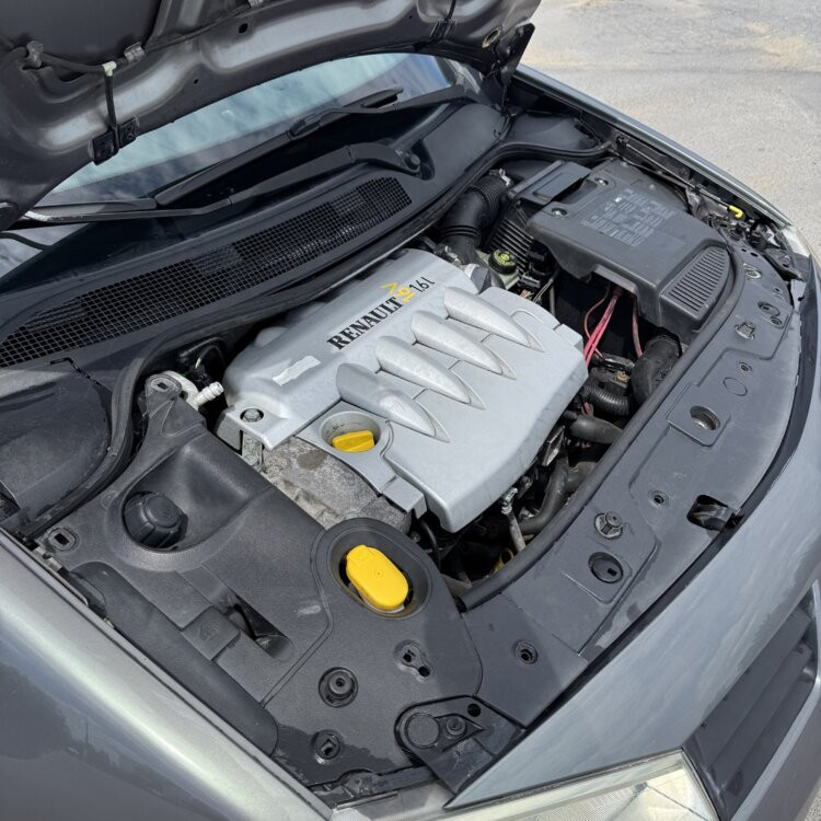 Renault Megane 2004 an Rîbnița Rîbnița - fotografie 9