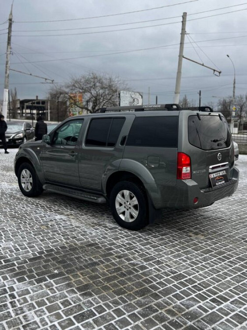 Nissan Pathfinder 2006 год Бендеры Бендеры - изображение 4