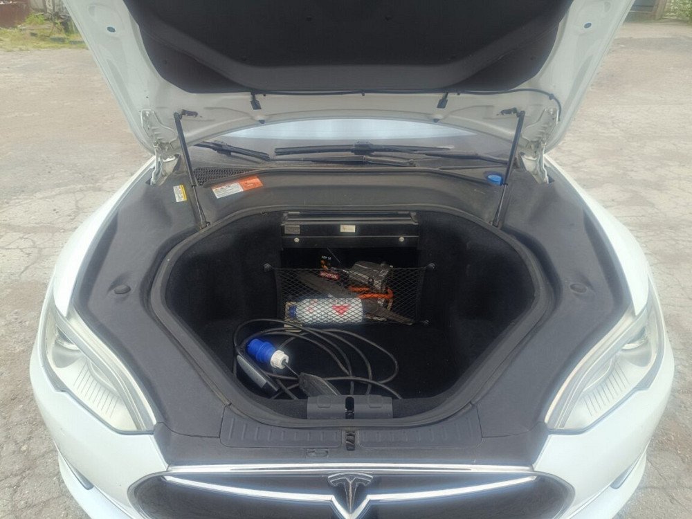Tesla Model S 2014 год Рыбница Рыбница - изображение 6