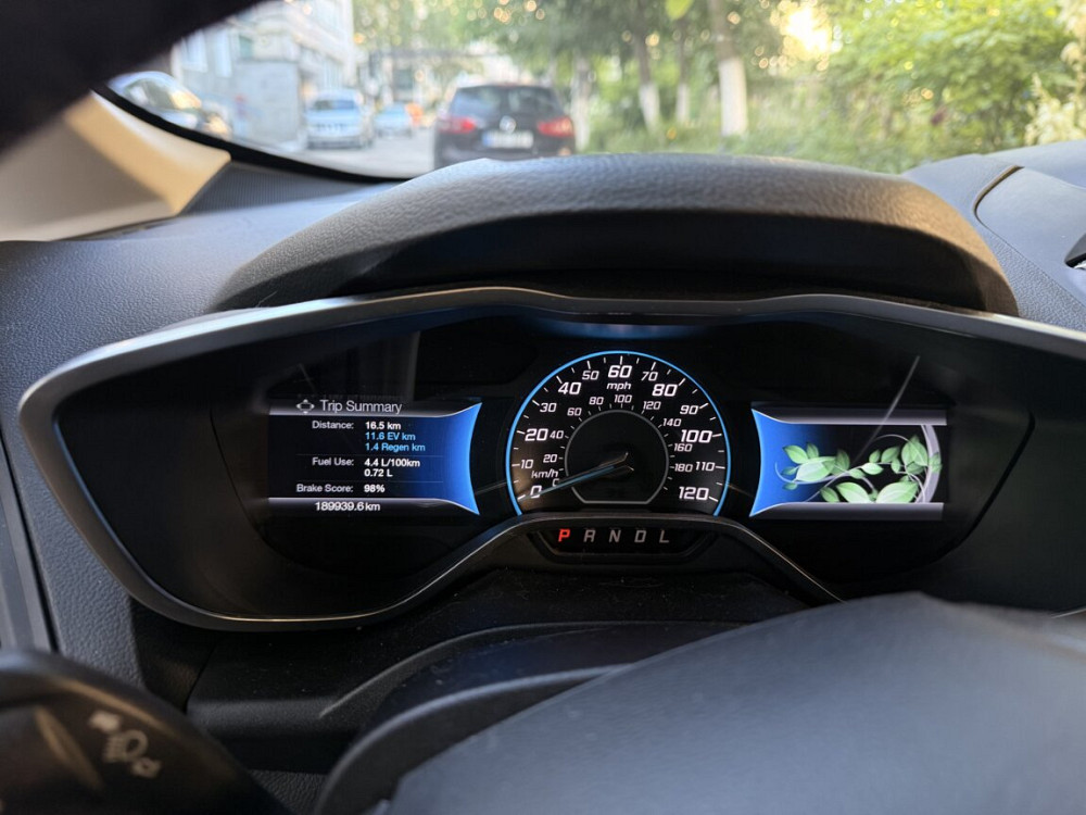 Ford C-MAX 2014 an Bender Bender - fotografie 5