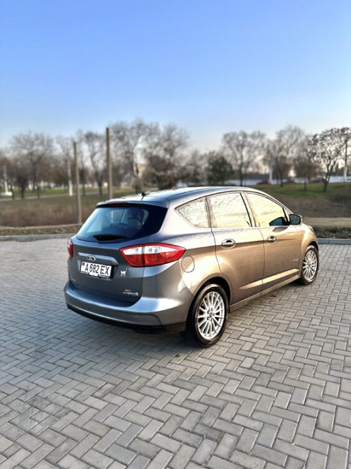 Ford C-MAX 2014 an Bender Bender - fotografie 1