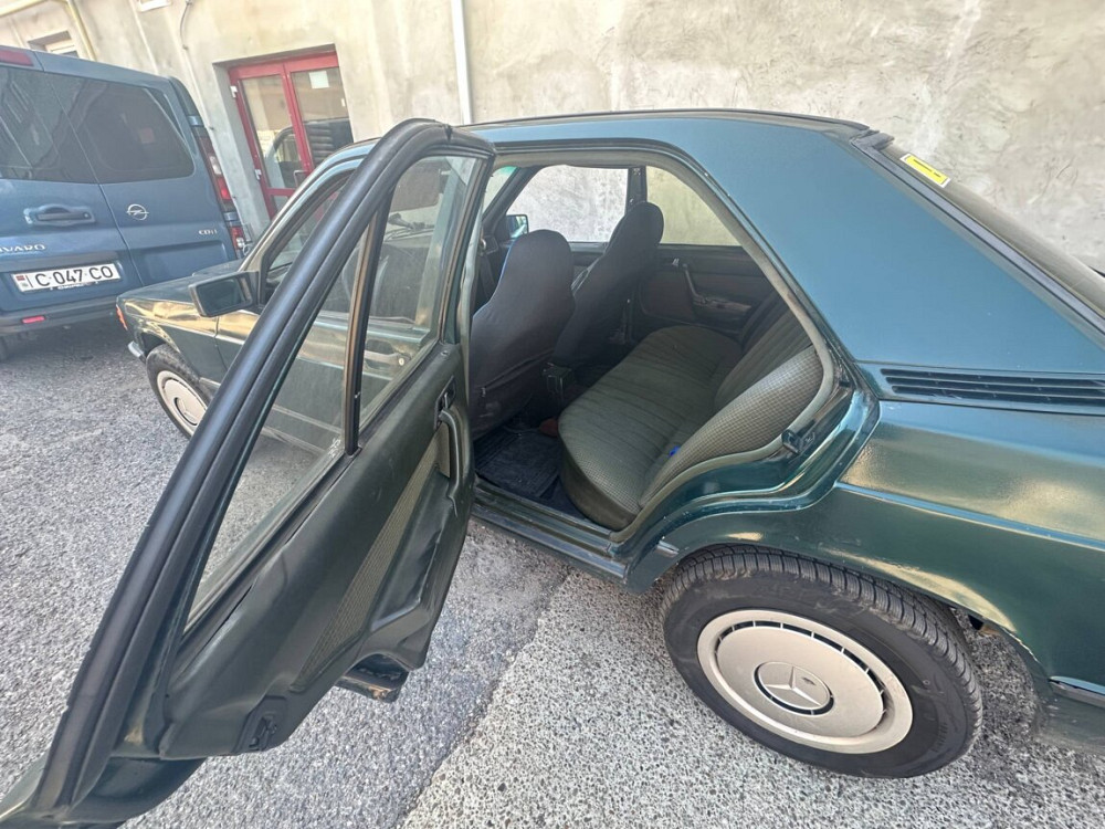 Mercedes 190 (W201) 1983 год Тирасполь Тирасполь - изображение 5