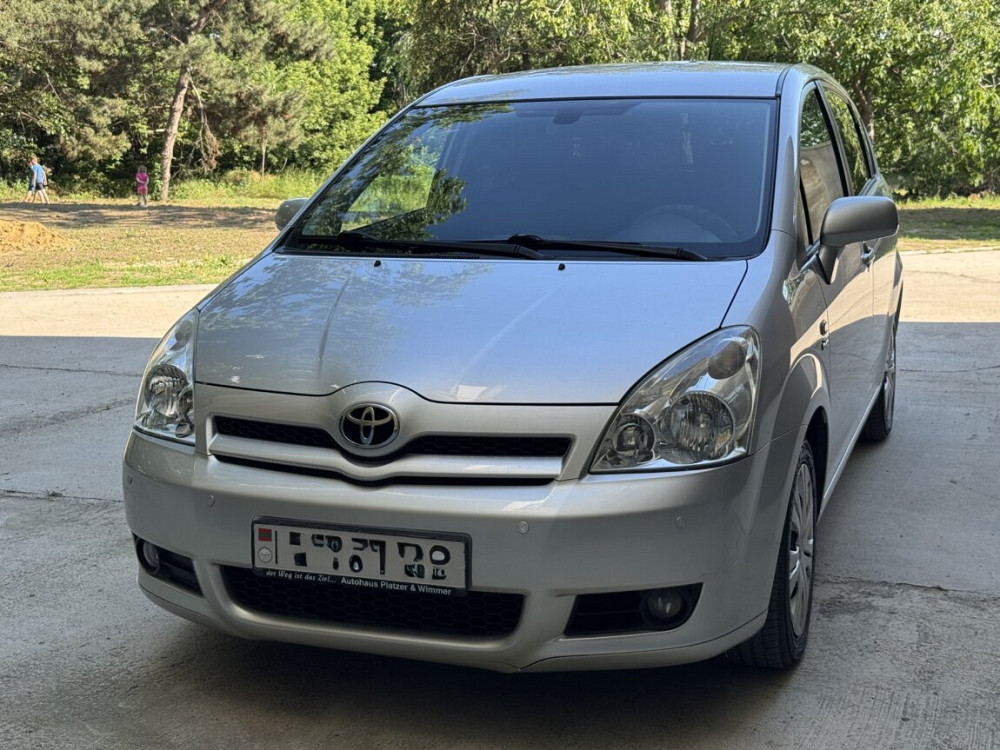 Toyota Avensis Verso 2005 год Дубоссары Дубоссары - изображение 3