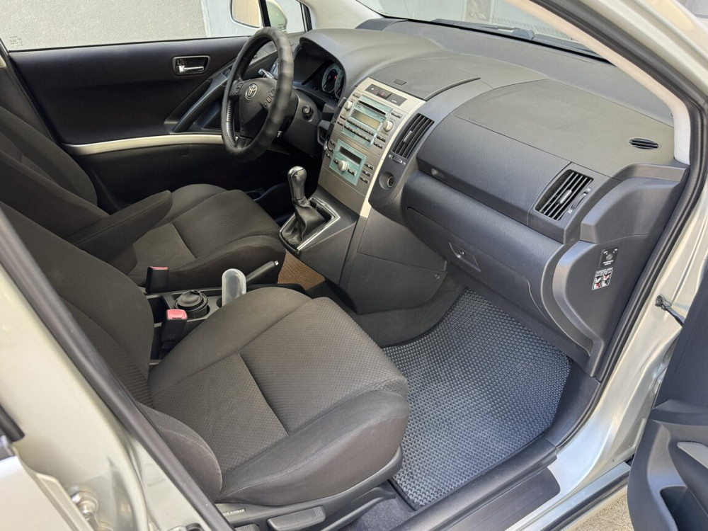 Toyota Avensis Verso 2005 год Дубоссары Дубоссары - изображение 9