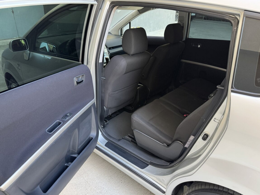 Toyota Avensis Verso 2005 год Дубоссары Дубоссары - изображение 8