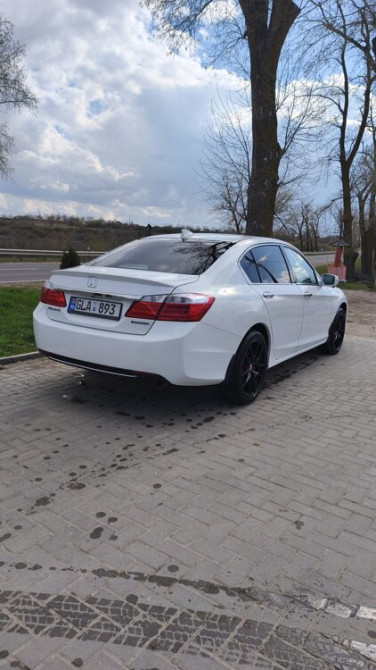 Honda Accord 2014 год Резина Резина - изображение 4