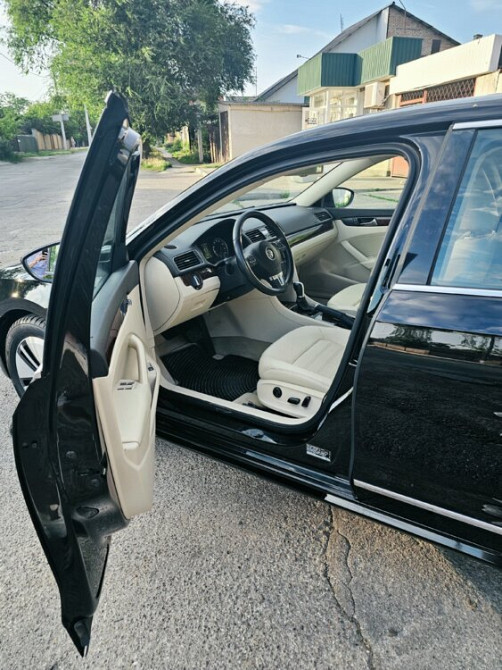 Volkswagen Passat 2012 год Тирасполь Тирасполь - изображение 5