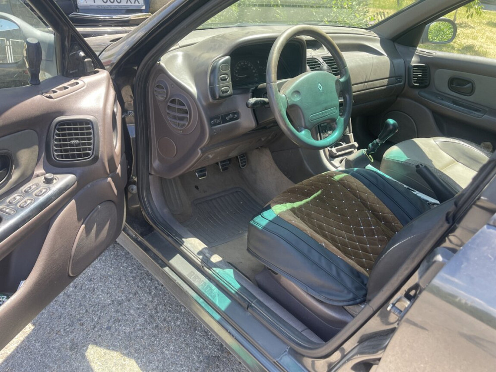 Renault Laguna 1996 год Тирасполь Тирасполь - изображение 4
