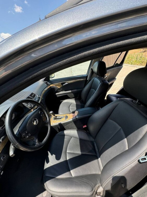 Mercedes E-Class 2006 год Тирасполь Тирасполь - изображение 5