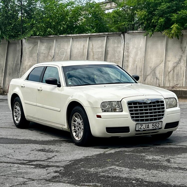 Chrysler 300C 2007 год Рыбница Рыбница - изображение 5
