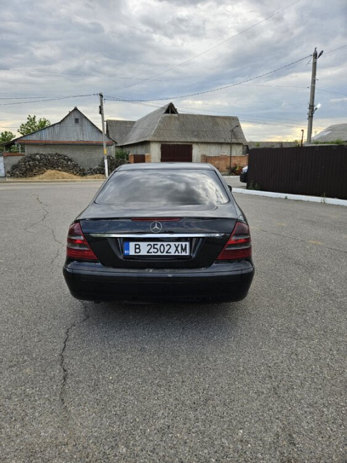 Mercedes E-Class 2004 год Каушаны Каушаны - изображение 3