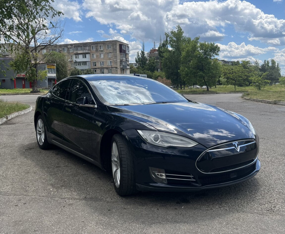 Tesla Model S 2014 an Anenii Noi Anenii Noi - fotografie 4