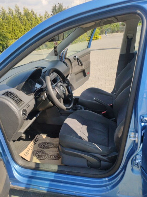 Volkswagen Polo 2005 год Кишинёв Кишинёв - изображение 10